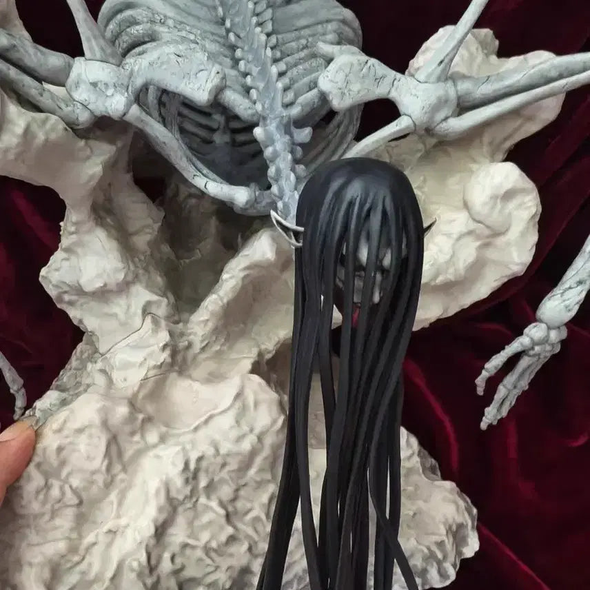 [BUNJANG] Attack on Titan Eren Yeager Last One Figure / 진격의 거인 에렌 종미의 거인 라스트 원 땅울림 쿠지 제일복권 last