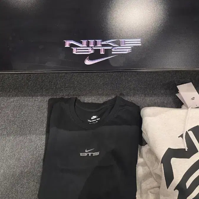 [BUNJANG] Nike x BTS Collaboration Black Short Sleeve T-Shirt (Sealed) / 나이키 BTS 콜라보 반팔 티셔츠 블랙 미개봉팝니다