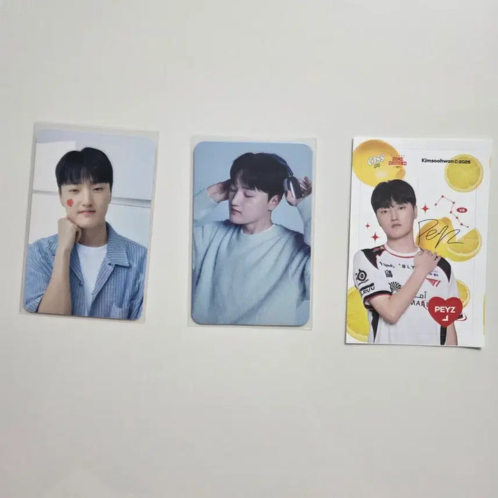 [BUNJANG] T1 Phase Urshot Eve + Woori Bank Photocard Bundle Set / t1 페이즈 우루샷이브 + 우리은행 포카 양도