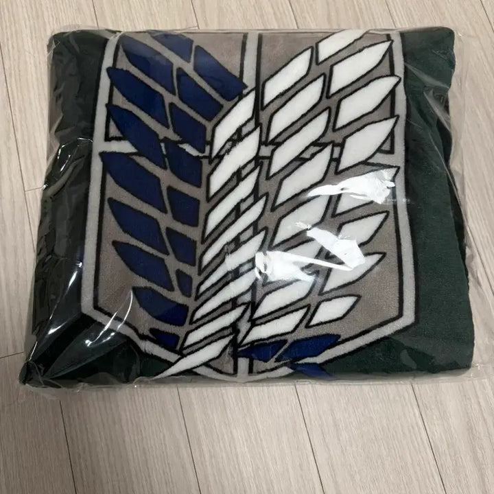 [BUNJANG] Frank Burger Attack on Titan Cloak (Sealed) / (미개봉) 프랭크버거 진격의거인 망토