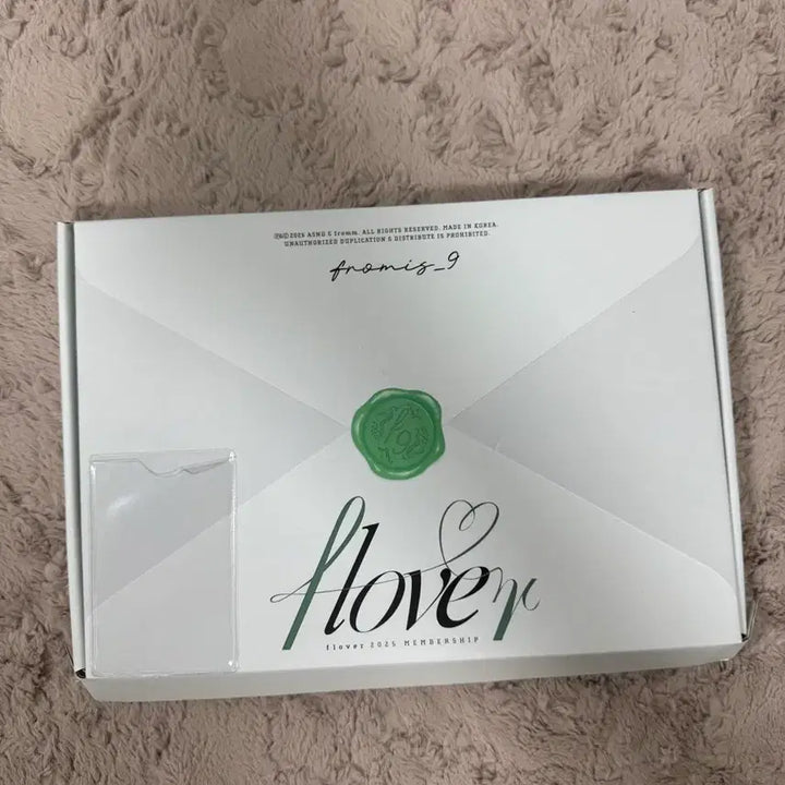 [BUNJANG] Fromis_9 Membership Kit + Concert Goods (incl. MagSafe Wallet) / 프로미스나인 맴버쉽키트+콘서트 굿즈(맥세이프 지갑 있음)