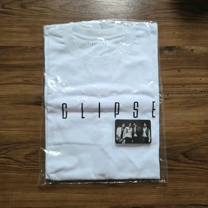 [BUNJANG] Byeon Woo Seok Eclipse T-Shirt Photocard / (단순개봉/정가) 변우석 선업튀 이클립스 티셔츠 포카 21세기 대군부인