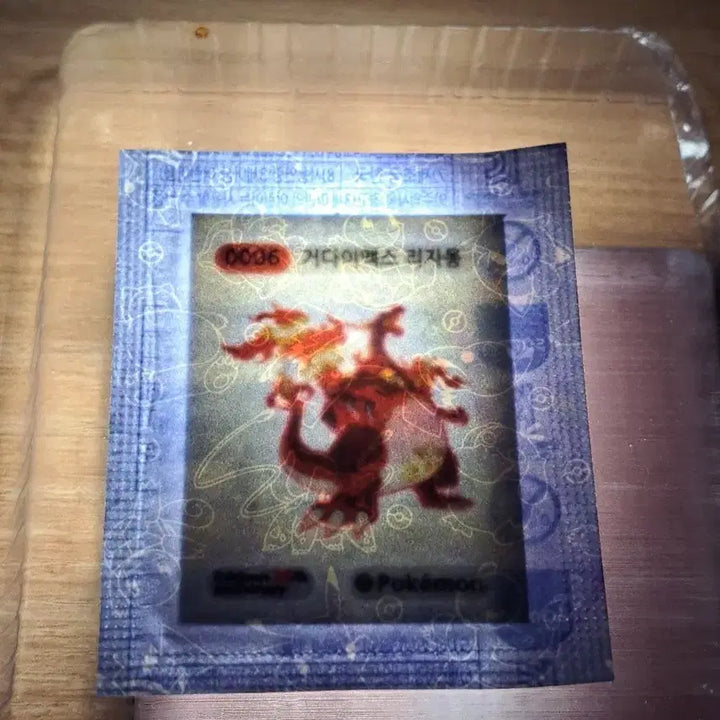 [BUNJANG] Pokemon 0006 Gigantamax Charizard Sticker - Sealed / 포켓몬 띠부씰 0006 거다이맥스 리자몽 미개봉