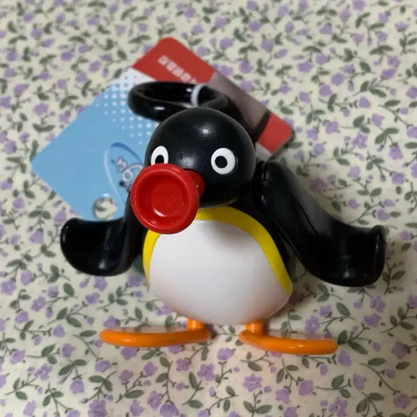 [BUNJANG] Pengu Flipping Penguin Figure Toy / 파닥파닥 움직이는 핑구 피규어 장난감