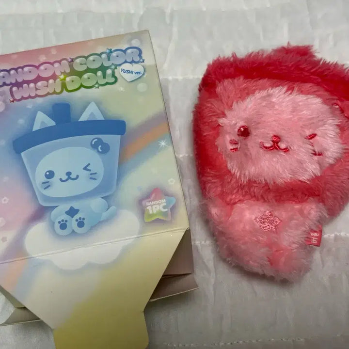 [BUNJANG] NCT WISH Color Doll Wishdoll Yushi Red Bubble Cat / 엔시티위시 컬러 컬러돌 위시돌 레드 버블냥 양도 유우시