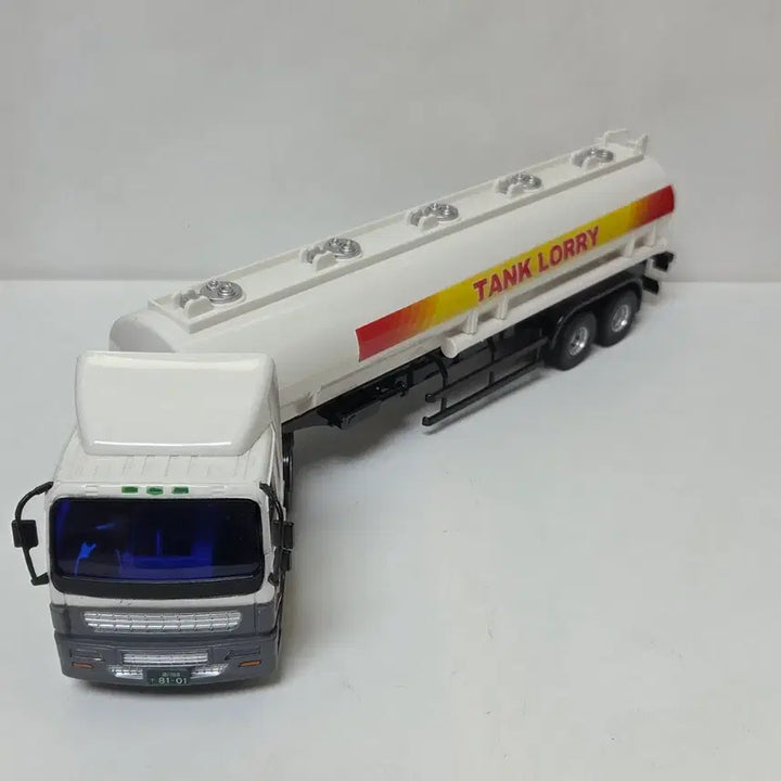 [BUNJANG] Vintage Tanker Truck Japanese Old Toy Minicar (42cm) / 빈티지 탱크로리 일본 42센티 미니카 올드토이