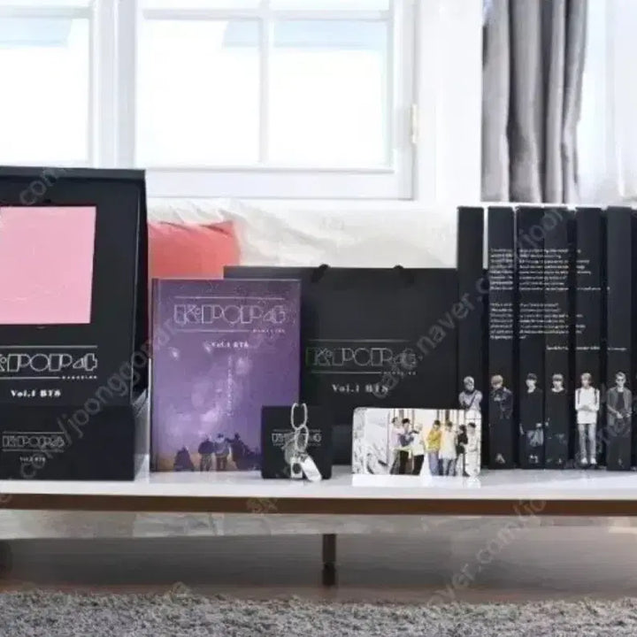 [BUNJANG] BTS 4 Seasons Magazine Limited Edition (Sealed) / 미개봉 bts kpop 4 seasons magazine 한정판 판매