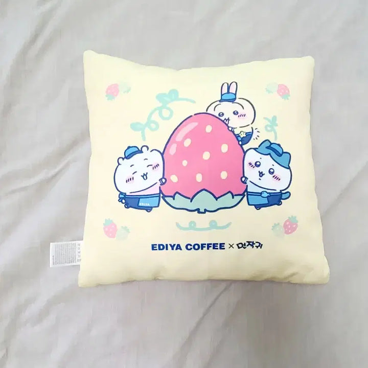 [BUNJANG] Ediya Usagi Rabbit Cushion Collaboration / 이디야 먼작귀 우사기 토끼 쿠션 콜라보