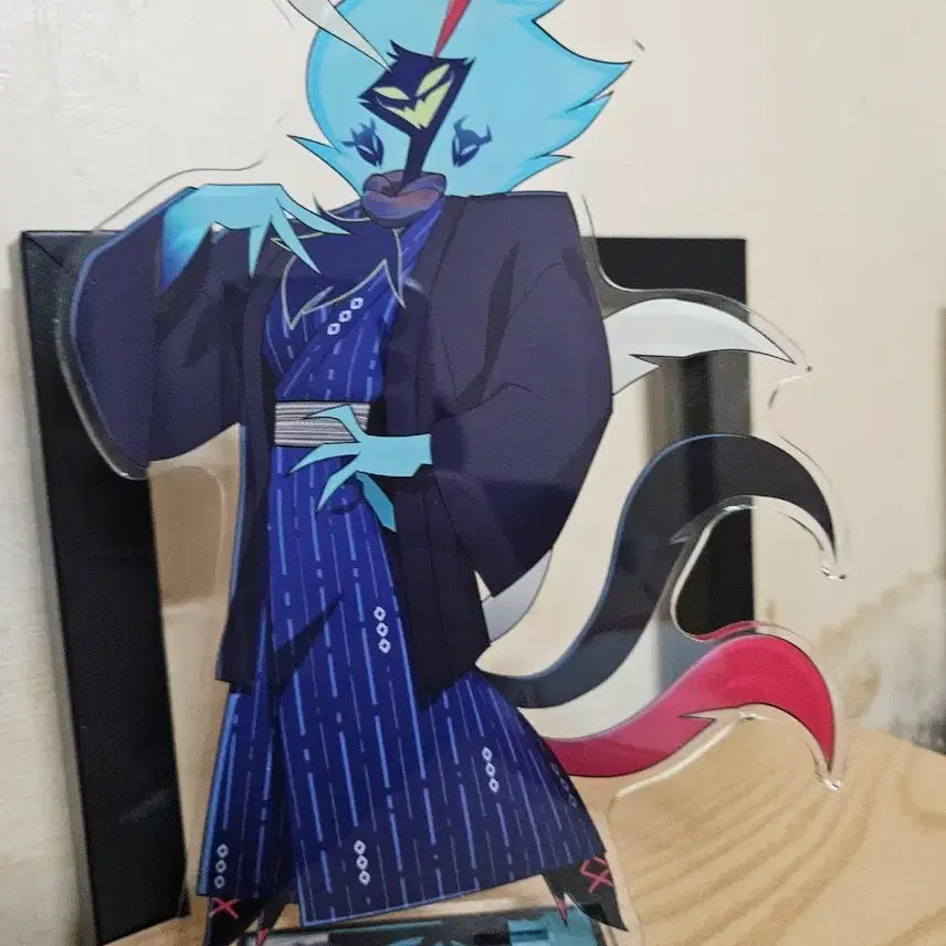 [BUNJANG] Heluva Boss Ozzie Kimono Stand / 헬루바보스 오지 기모노 스탠드