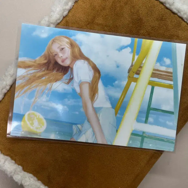 [BUNJANG] Hatsune Miku Lemon Tank Beach Version YUHA Postcard / 하츠투하츠 레몬탱 비치 버젼 유하 엽서