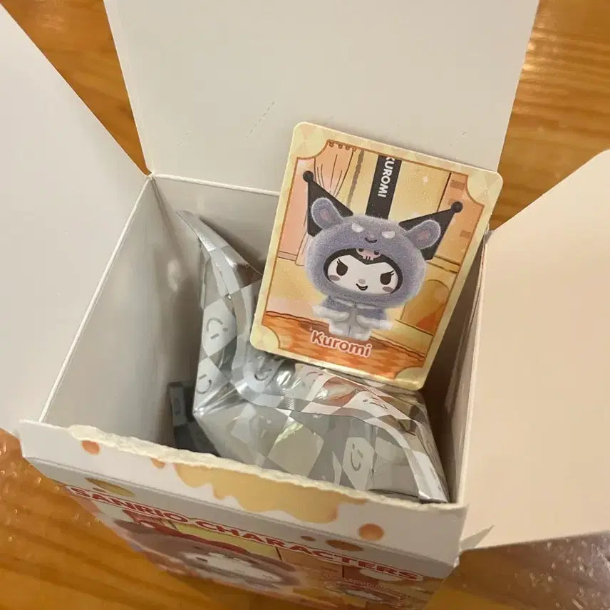 [BUNJANG] Miniso Sanrio Little Twin Stars Kuromi Rotating Series / 미니소 산리오 리틀 페이스 회전 시리즈 쿠로미 판매