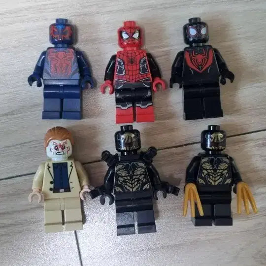 [BUNJANG] LEGO Marvel 76337 and 6 Mini-figures Bundle Set / 레고 마블 76337 외 미니피규어 6개