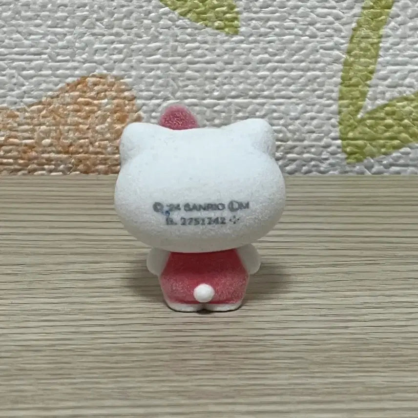 [BUNJANG] Bandai Sanrio Characters Fluffy Plush Gacha Kitty / 반다이 산리오 캐릭터즈 푹신푹신 플로키 인형가챠 키티