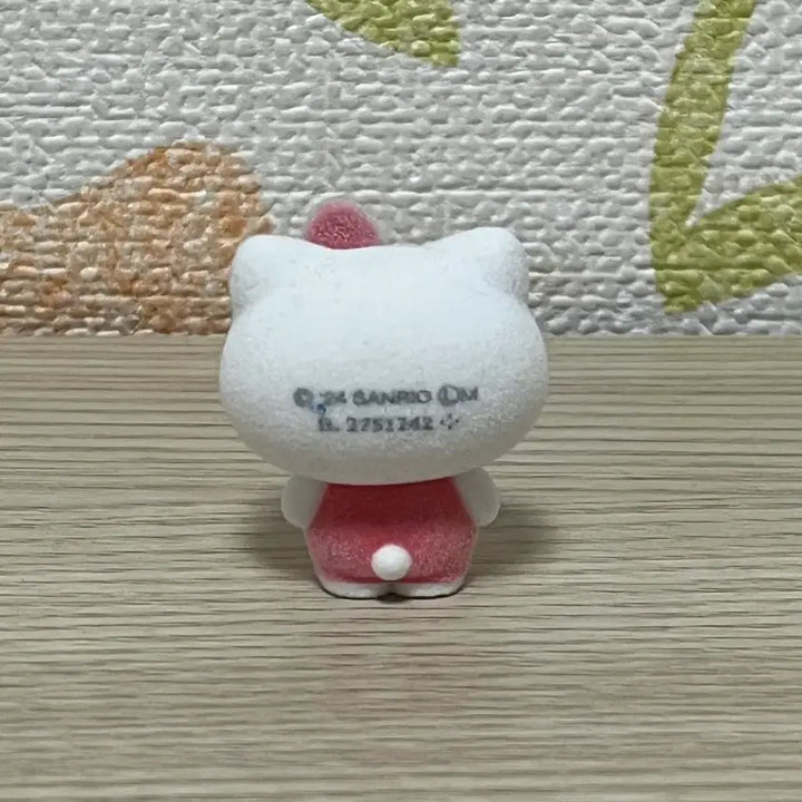 [BUNJANG] Bandai Sanrio Characters Fluffy Plush Gacha Kitty / 반다이 산리오 캐릭터즈 푹신푹신 플로키 인형가챠 키티
