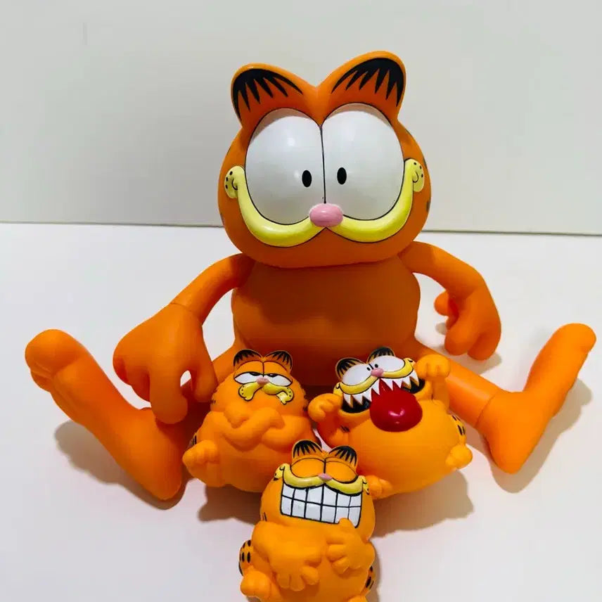 [BUNJANG] Garfield 4-Piece Figure Set / 가필드 피규어 4종 세트