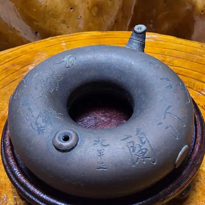 [BUNJANG] Bronze "Coiled Serpent Inkstone" / 청동 "또아리 연적"