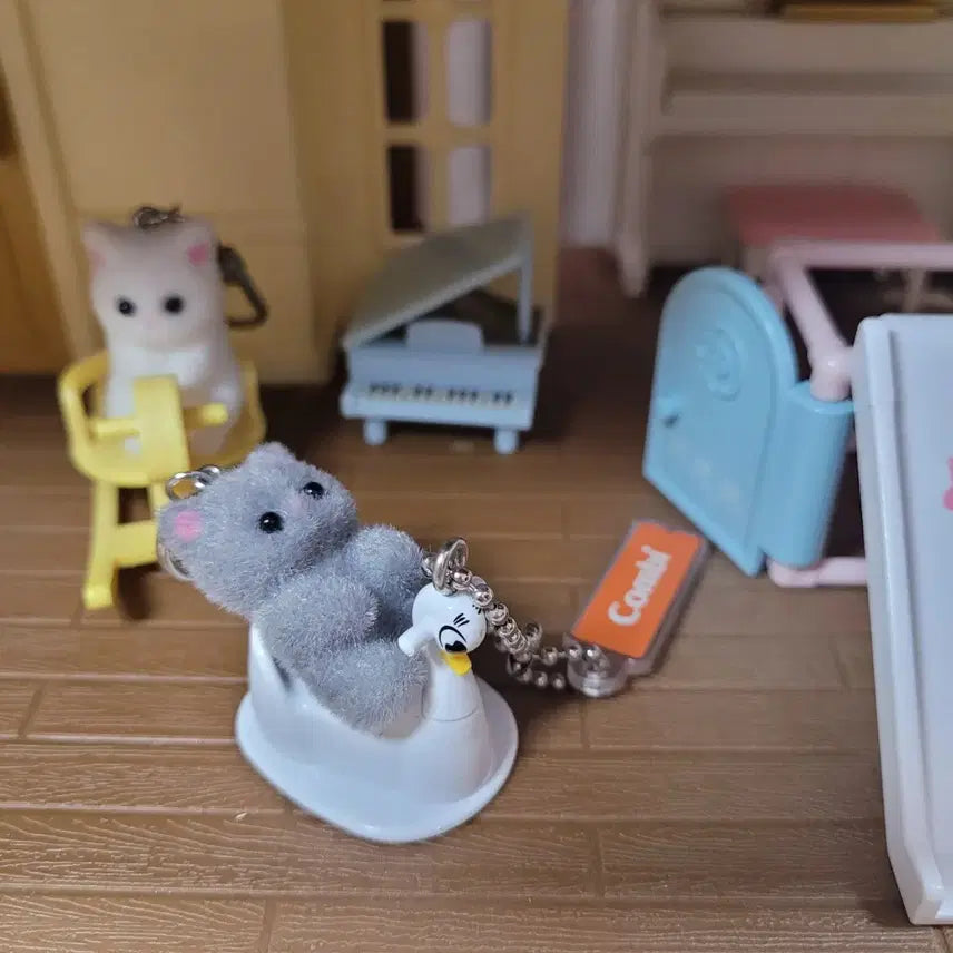 [BUNJANG] Combi Duck Toilet Gacha (Sealed) / 미개봉) 콤비 오리변기 가챠