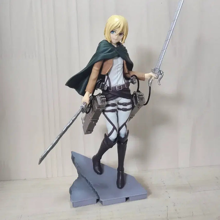 [BUNJANG] Taito Christa Figure / 진격의 거인 타이토 크리스타 피규어