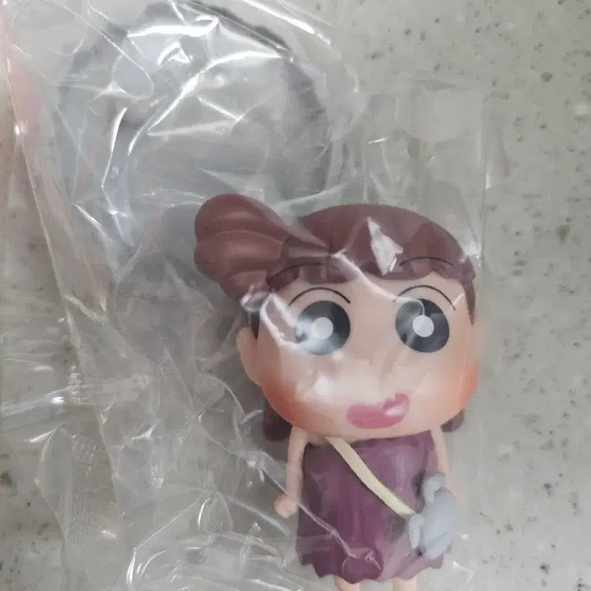 [BUNJANG] Crayon Shin-chan Primitive Era Figure (Yuri) + Crayon Shin-chan Ramen Stopper (Huni) / 짱구원시시대피규어(유리)+짱구라면스토퍼(훈이)