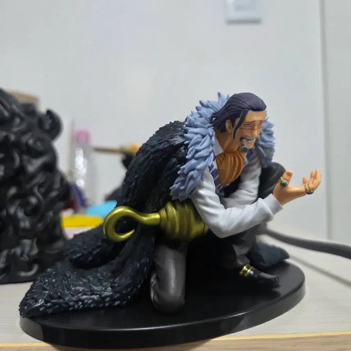 [BUNJANG] One Piece Crocodile Figure / 원피스 크로커다일 피규어