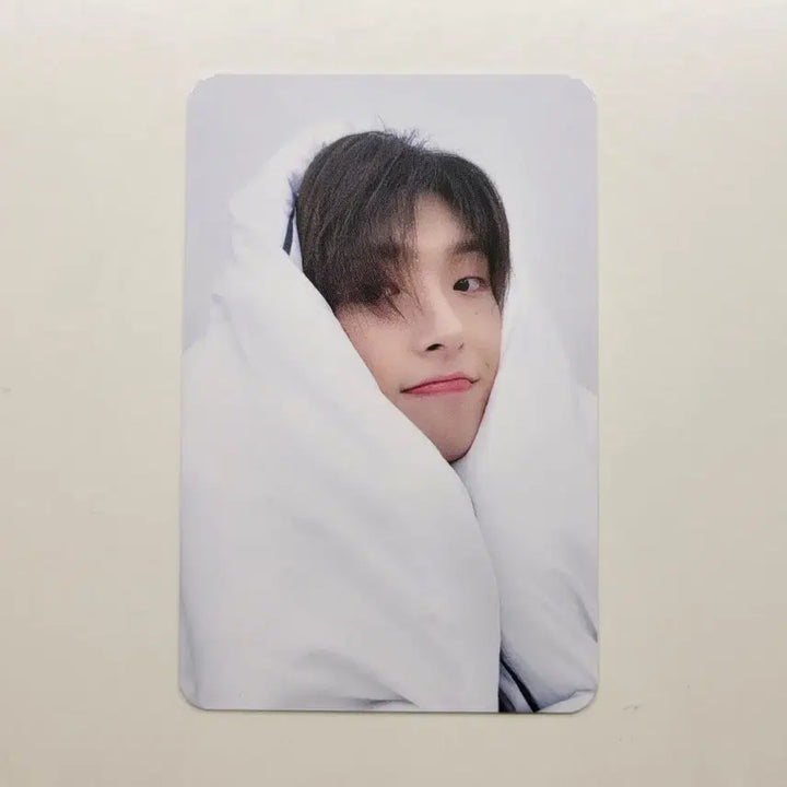 [BUNJANG] ATEEZ Mingi Golden Hour 2 Photocard / 에이티즈 민기 골든 아워 2 포토카드 이불