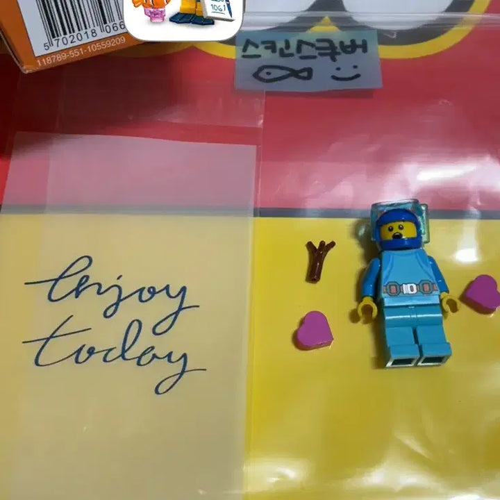 [BUNJANG] LEGO Minifigure Marine Biologist Bundle Set / 새제품 LEGO 레고 미니피규어 해양 생물학자 2개 : 스킨스쿠버