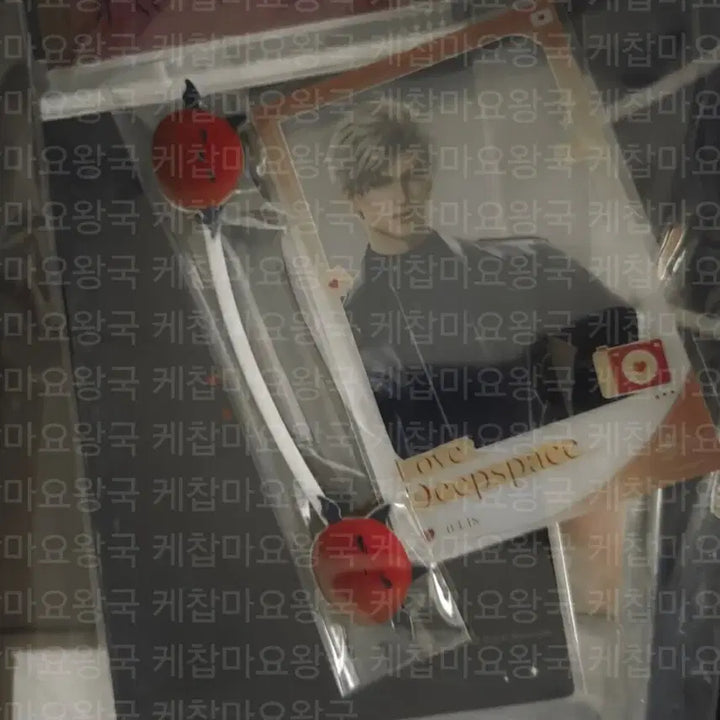 [BUNJANG] Jinwoon Molity Acrylic Name Tag &amp; PVC Card Holder Set / [미사용/현물] 진운 몰리티 굿즈 및 그외 러브앤딥스페이스 럽딥 럽앤딥