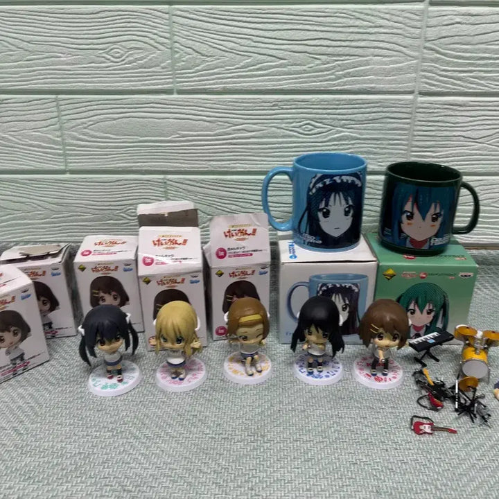 [BUNJANG] K-ON! Chibi큥 Figure Bundle with Mio &amp; Azusa Mug Cups / 케이온굿즈 일괄 치비큥 피규우 미오머그컵 아즈사머그컵