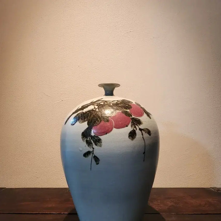 [BUNJANG] Master Potter Jang Young-an Buncheong Iron-Painted Fruit Motif Vase / 도예명장] 수안 장영안 작가의 분청 철화진사과실문호, 일상의 품격을 높이