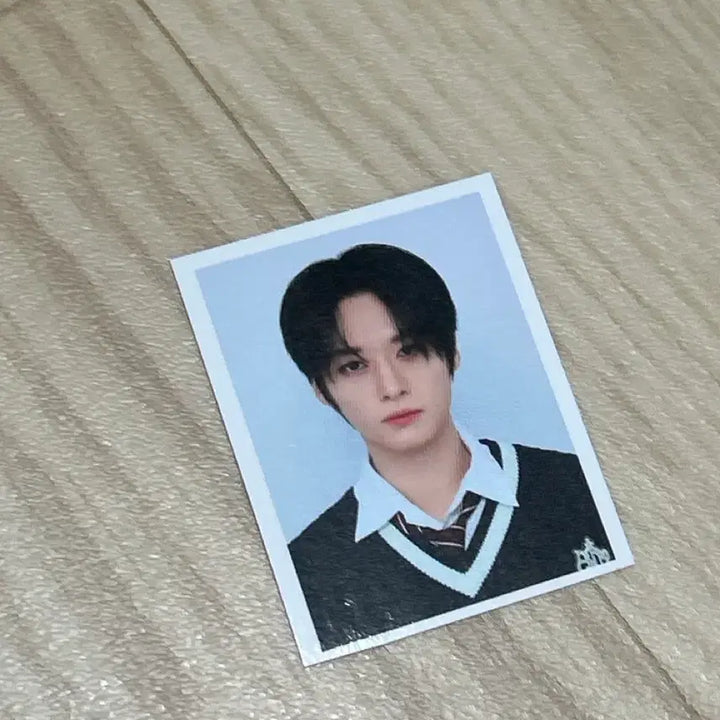 [BUNJANG] Stray Kids Lee Know ID Photo Photocard / 스트레이키즈 리노 이리노 증명사진 증사 포카