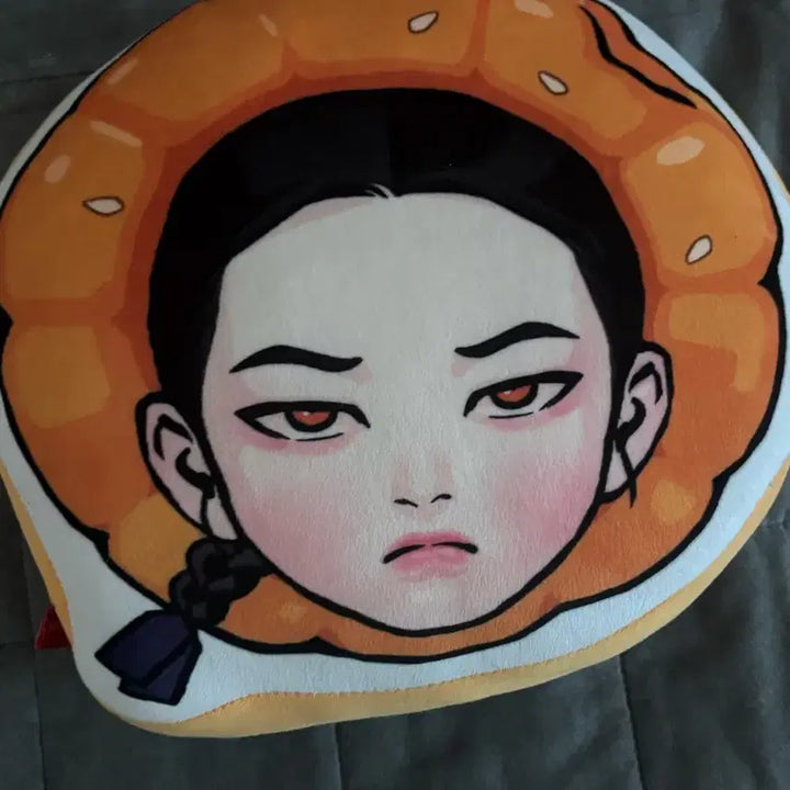 [BUNJANG] Unholy Blood Yoon Seungho Cushion / 야화첩 윤승호 쿠션