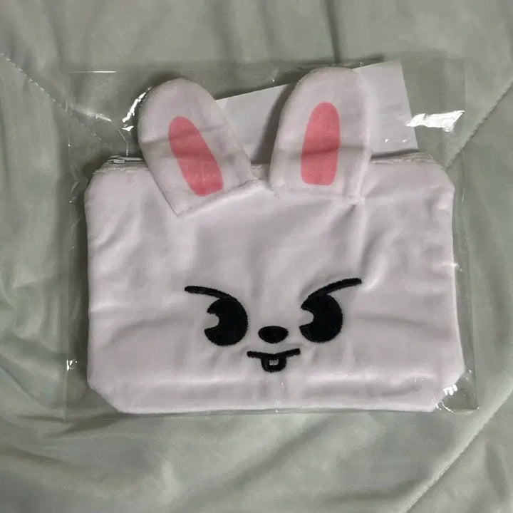 [BUNJANG] Stray Kids Japan Kuji Lee Know Ribbit Pouch (Sealed) / 미개봉) 스키즈 일본 쿠지 리노 리빗 파우치