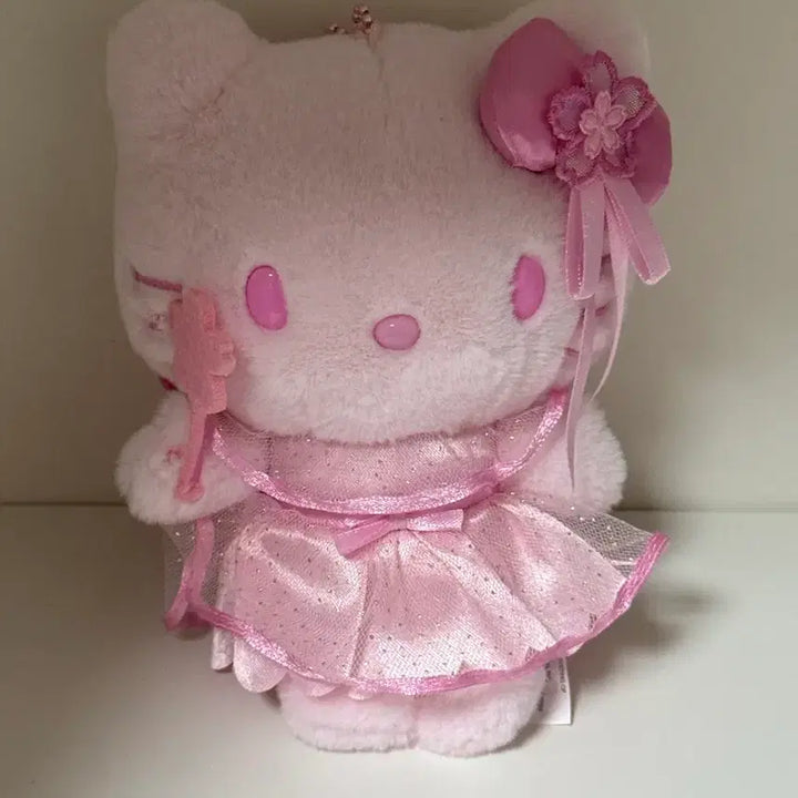 [BUNJANG] Hello Kitty 2026 Sakura Mascot / 헬로키티 2026 사쿠라 마스코트