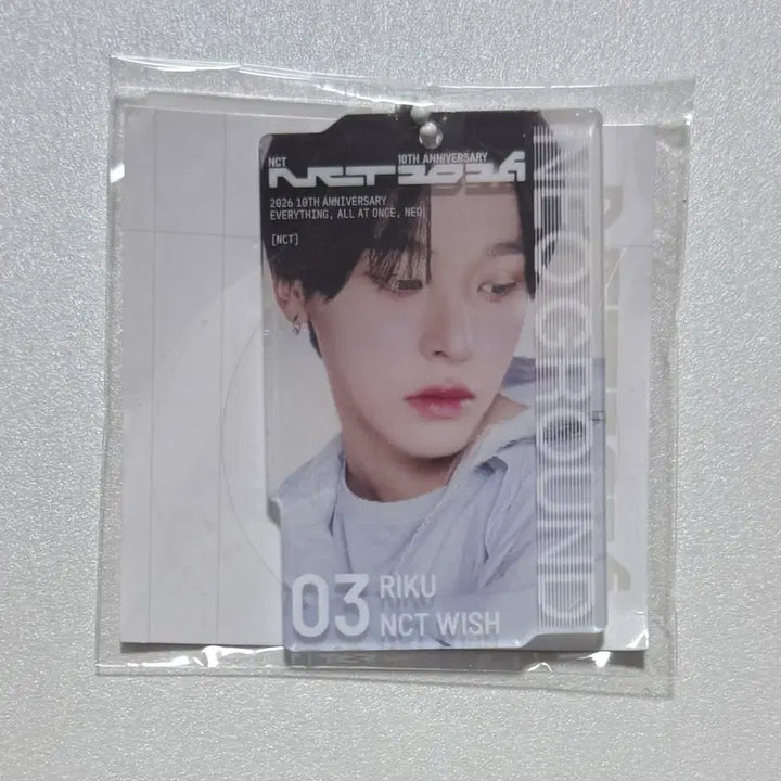 [BUNJANG] NCT 10th Anniversary Popup Riku Lenticular Acrylic Keychain (Sealed) / 미개봉) 리쿠 렌티큘러 아크릴 키링 엔시티 10주년 팝업