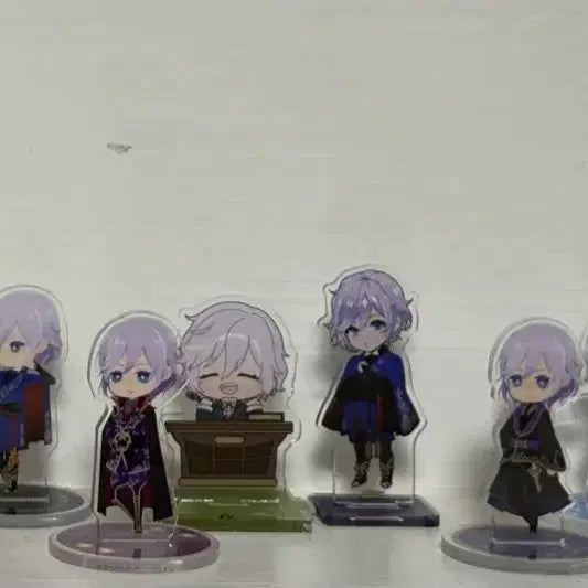 [BUNJANG] Twisted Wonderland Epel Felmier Mini Acrylic Standee Set / 트위스테 에펠 펠미에 공식 미니 아크릴 10종 판매