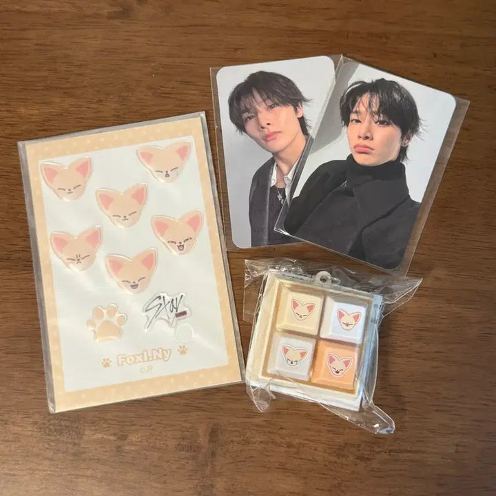 [BUNJANG] Stray Kids I.N Fox Nyong Set / Straykids 스트레이키즈 스키즈 일본 쿠지 아이엔 폭시니 I.n foxiny
