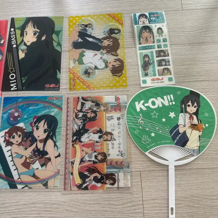 [BUNJANG] K-ON! Azusa Nakano Bundle Set Fan, Sticker, Clear Poster / 일괄) 케이온 아즈사 부채 스티커 클리어 포스터 4개 일괄