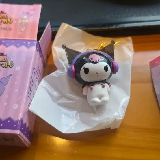 [BUNJANG] Sanrio Kuromi Twinkle Figure Keychain / 산리오 쿠로미 트윙클 피규어 키링 판매합니다