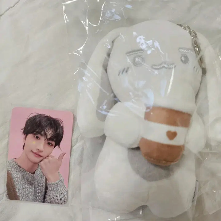 [BUNJANG] ATEEZ Seonghwa Silvery Cupsleeve Keyring / 에이티즈 성화 실버니 컵슬리브 키링