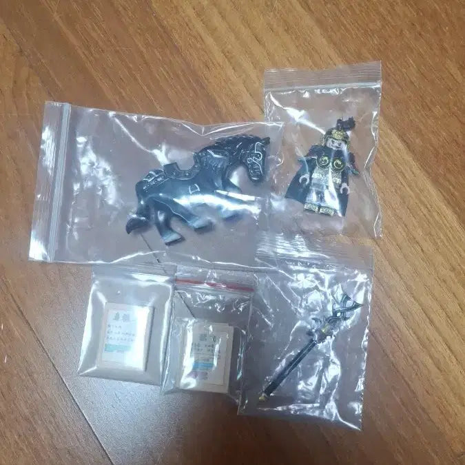 [BUNJANG] LEGO Custom Equipment (Rayley 1) / 레고 커스텀  삼국지 장비 (레일리1) <급처>