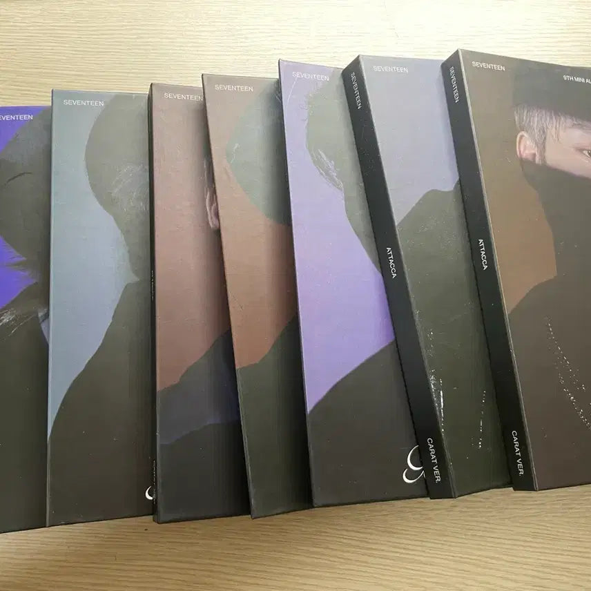 [BUNJANG] SEVENTEEN Attacca Photocard Binder Bundle Set / 세븐틴 포카 바인더 판매합니다