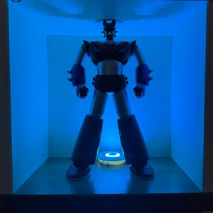 [BUNJANG] Vcenter Taekwon V Figure (35cm) / 브이센터 태권브이 피규어 (35cm)