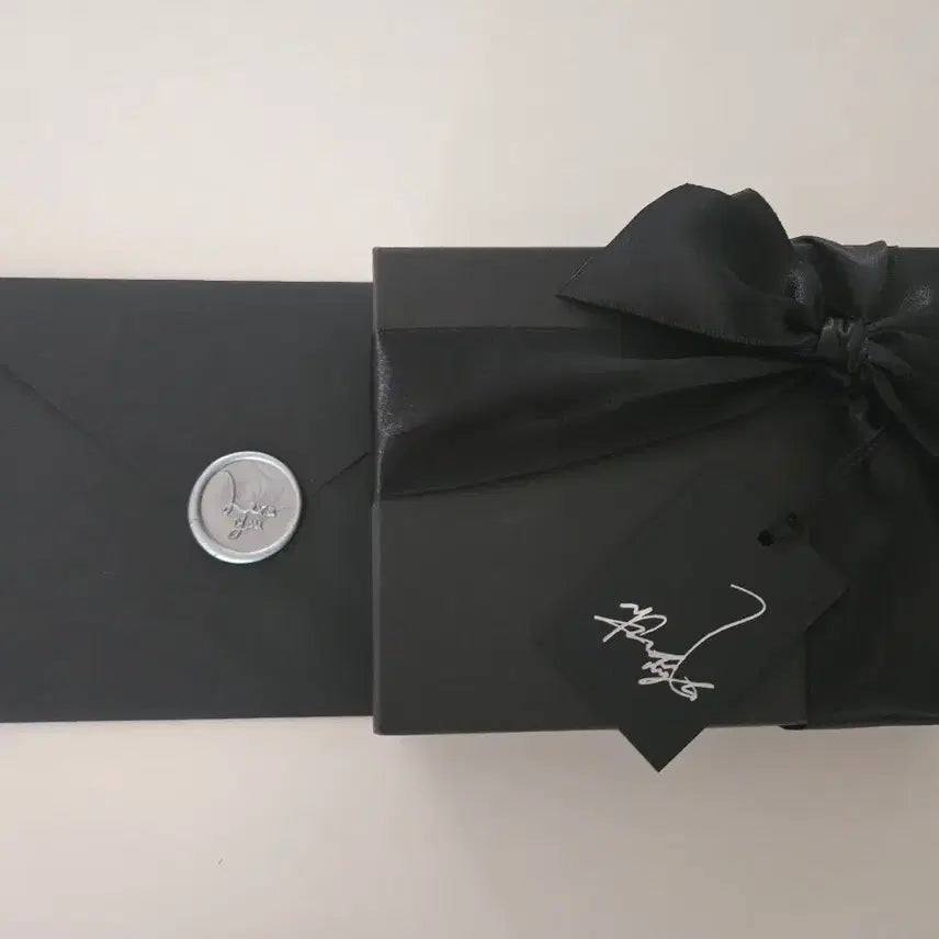 [BUNJANG] Jimin M Countdown Fan Gift Grip Tok, Ami Cho Paperweight, Photocard, Postcard Set / 지민 엠카 역조공 선물