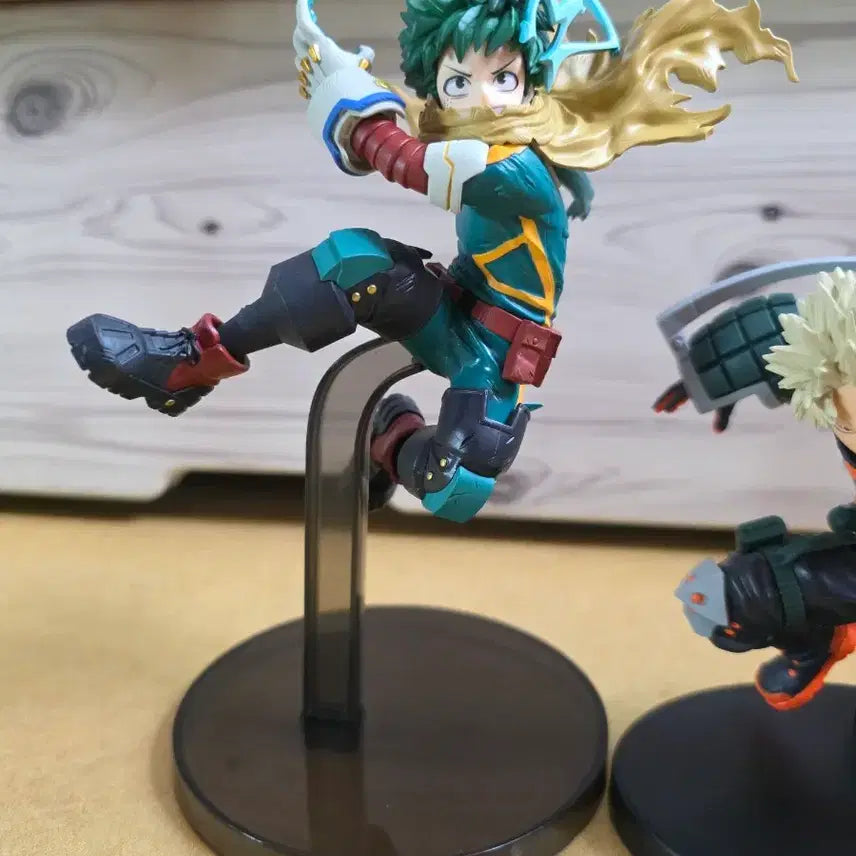 [BUNJANG] GIGO My Hero Academia Izuku Midoriya &amp; Katsuki Bakugo Bundle Figure Set / GIGO 나히아 바쿠고 미도리야 일괄 양도판매