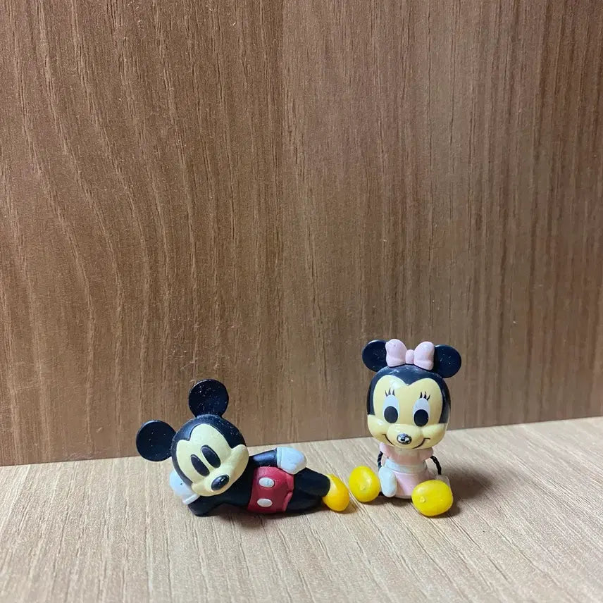 [BUNJANG] Disney Gachapon Set (Mickey, Minnie, Chip, Rapunzel, Heimlich) / 디즈니 가챠 세트(미키,미니,칩, 라푼젤, 벅스라이프 하임리히)