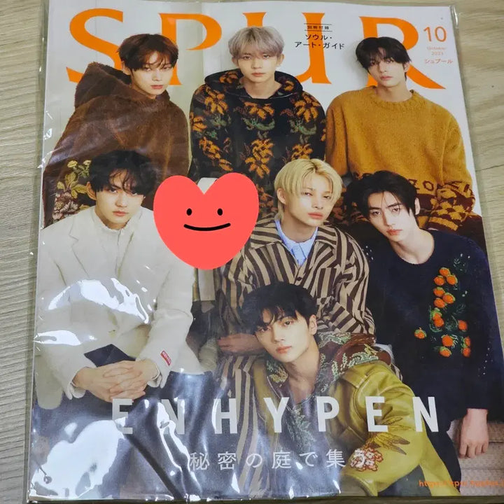 [BUNJANG] ENHYPEN SPUR Magazine October 2023 / ENHYPEN 2023년 10월호 SPUR 잡지