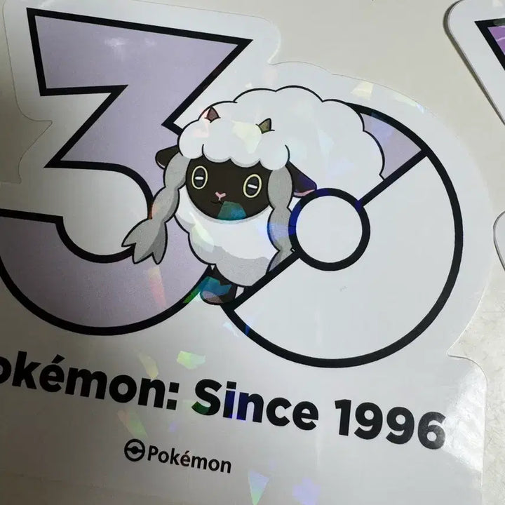 [BUNJANG] Pokemon 30th Anniversary Logo Sticker / 포켓몬 30주년 로고스티커 우르2 메로엣타2 비구술1 각 5천원