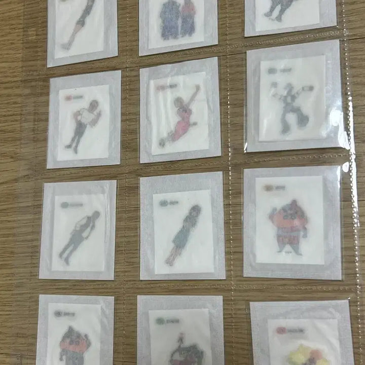 [BUNJANG] Crayon Shin-chan Movie Theatrical Edition Dibs Seal Full Set (120 Types, Unsealed) / 짱구 극장판 띠부씰 미개봉 전종 120종
