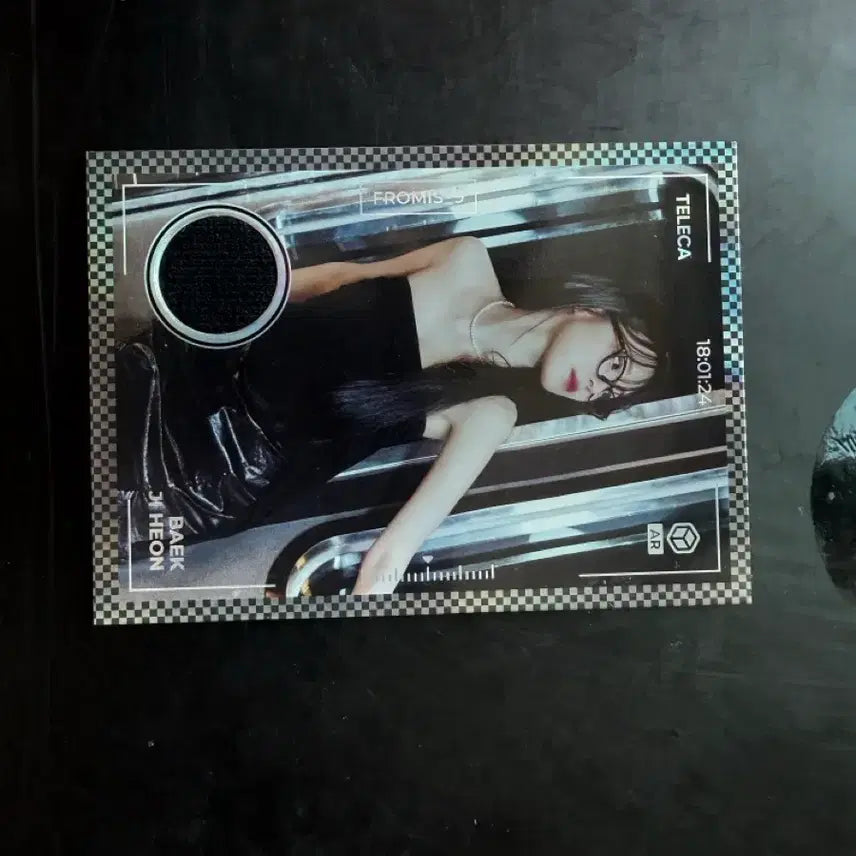 [BUNJANG] fromis_9 Baek Ji-heon Relic Card / 테레카 프로미스나인 백지헌 렐릭ar