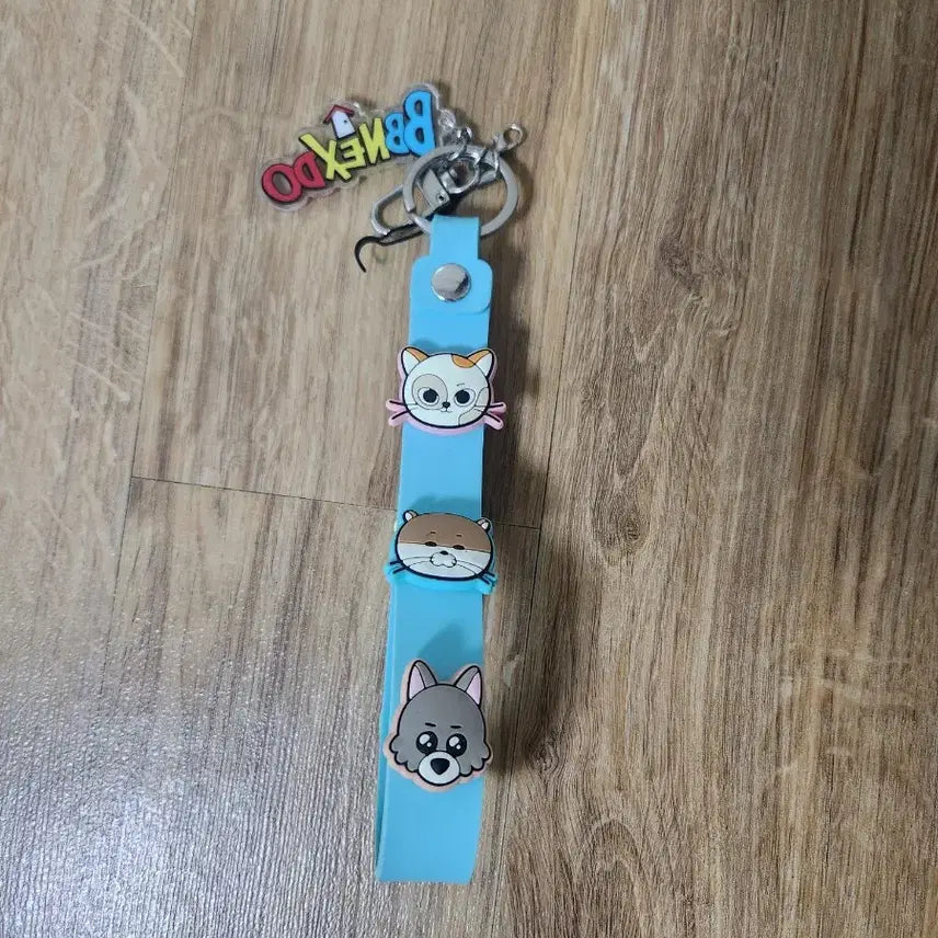 [BUNJANG] Bbaneckdo Support Rod Strap / 쁘넥도 응원봉 스트랩